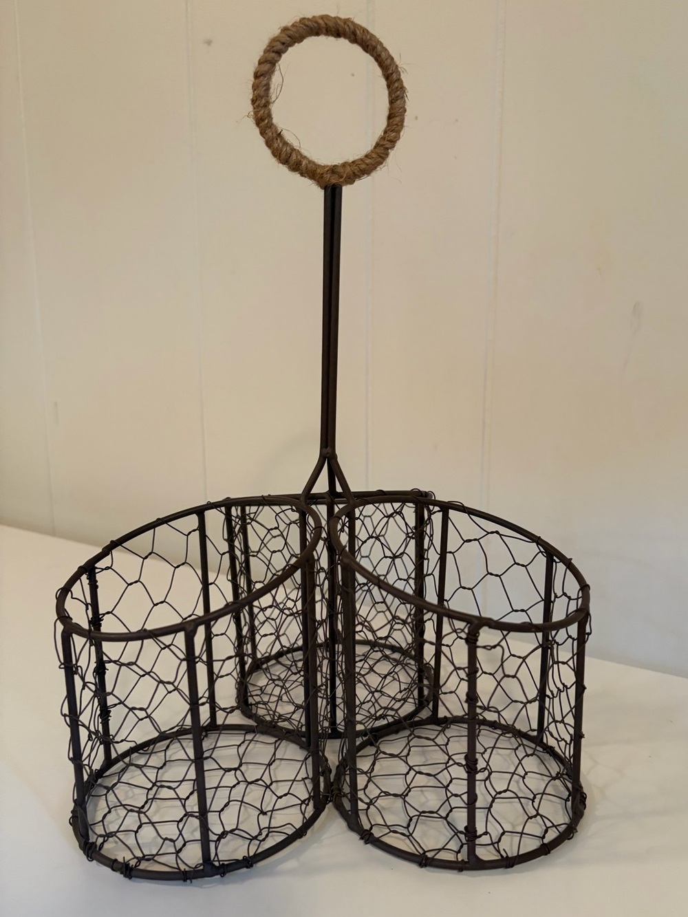 Rustic Brown Wire Bottle and Utensil Organizer with Rope Handle